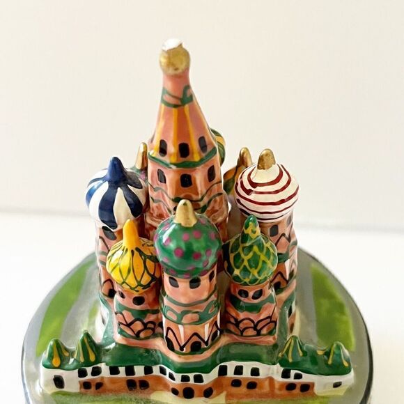 St. Basil's Cathedral Moscow Trinket Box Ceramic Hinged Enamel Red Square FLAW - Picture 3 of 8